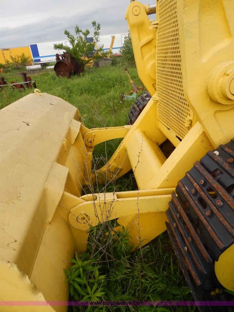 image for item G3236 1967 International 250B track loader