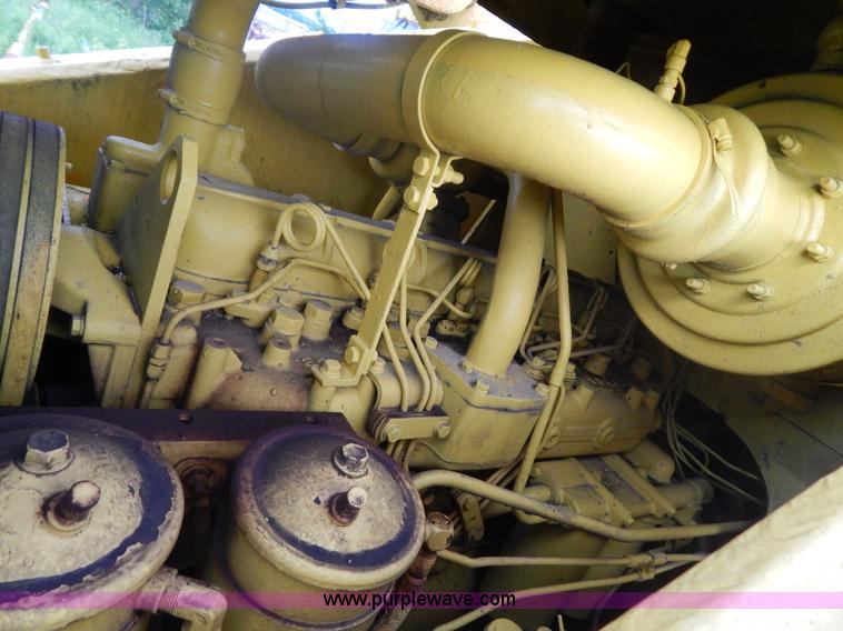 image for item G3236 1967 International 250B track loader