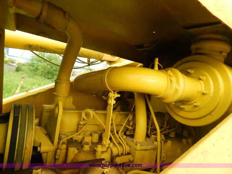 image for item G3236 1967 International 250B track loader