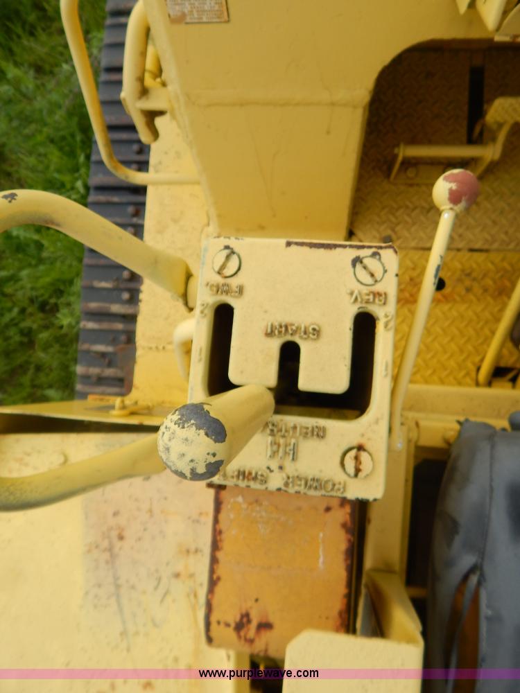 image for item G3236 1967 International 250B track loader