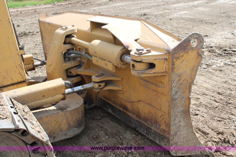 image for item G5086 1998 Caterpillar D6M XL dozer