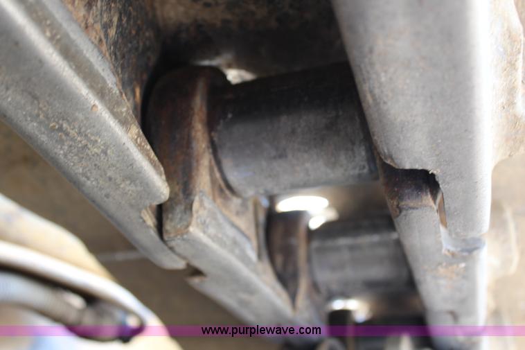 image for item G5086 1998 Caterpillar D6M XL dozer