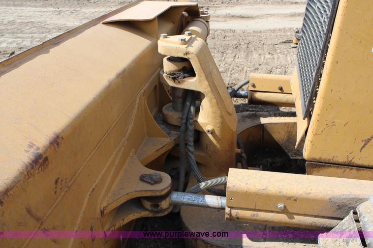 image for item G5086 1998 Caterpillar D6M XL dozer