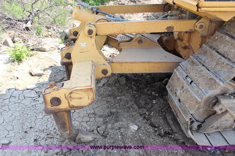 image for item G5086 1998 Caterpillar D6M XL dozer