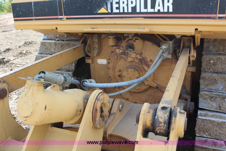 image for item G5086 1998 Caterpillar D6M XL dozer
