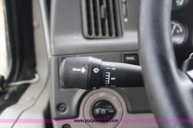 image for item G5089 2005 Sterling A9500 semi truck