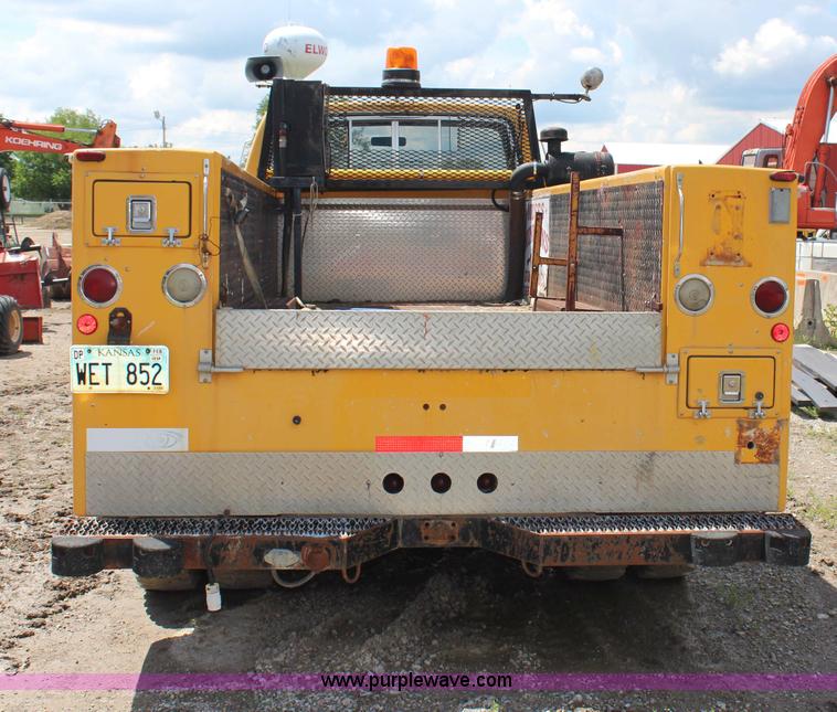 image for item G5128 1988 Ford F600 service truck