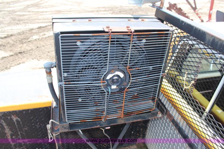 image for item G5128 1988 Ford F600 service truck