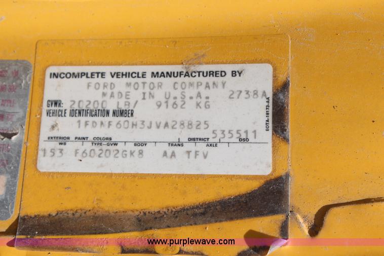 image for item G5128 1988 Ford F600 service truck