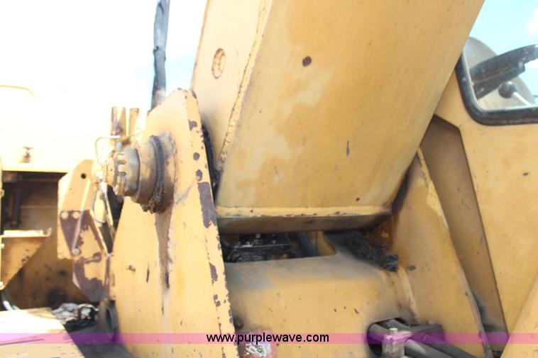 image for item G5153 1988 Fiat-Allis FE20 LC excavator