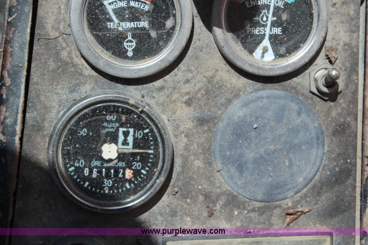 image for item G5153 1988 Fiat-Allis FE20 LC excavator