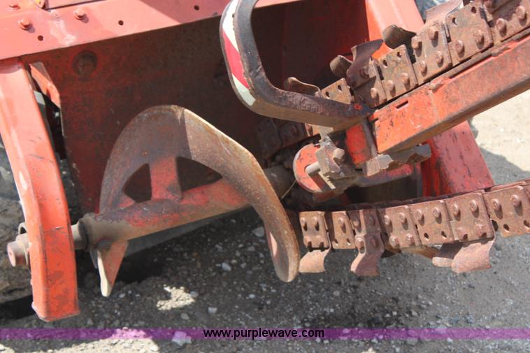 image for item G5155 Ditch Witch 2300 trencher