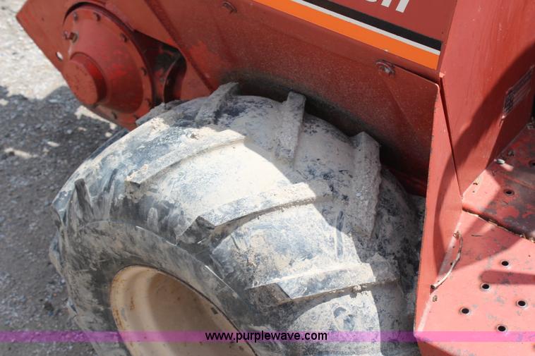 image for item G5155 Ditch Witch 2300 trencher