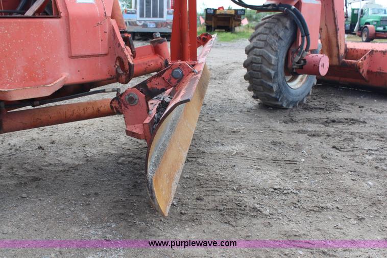 image for item G5158 Lay-mor maintainer