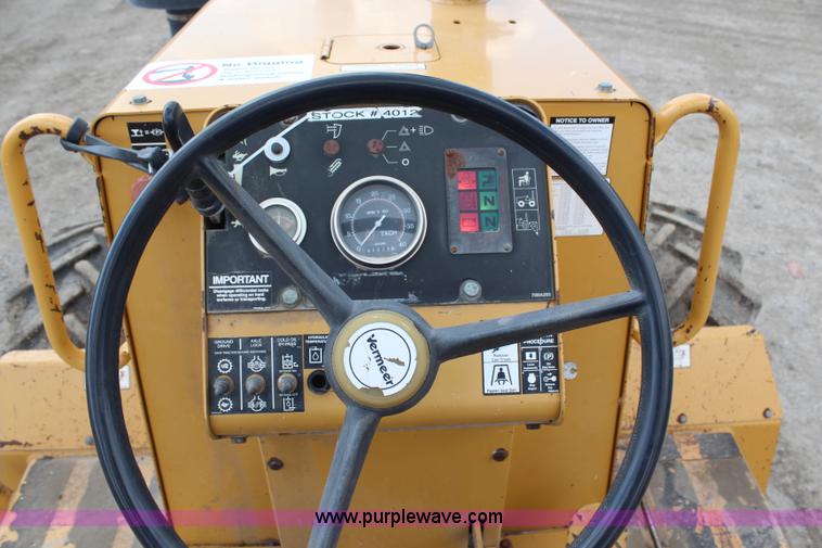 image for item G5159 2003 Vermeer V8550A trencher