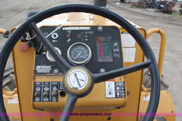 image for item G5159 2003 Vermeer V8550A trencher