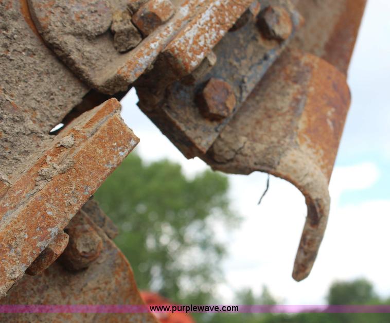 image for item G5159 2003 Vermeer V8550A trencher