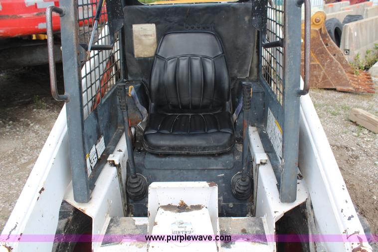 image for item G5164 1994 Bobcat 742B skid steer