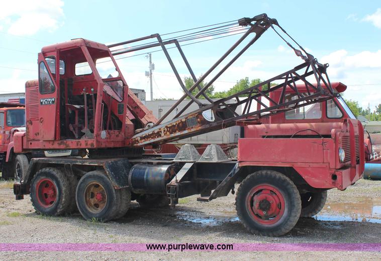 image for item G5165 Bucyrus Erie 11B crane
