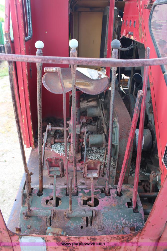 image for item G5165 Bucyrus Erie 11B crane