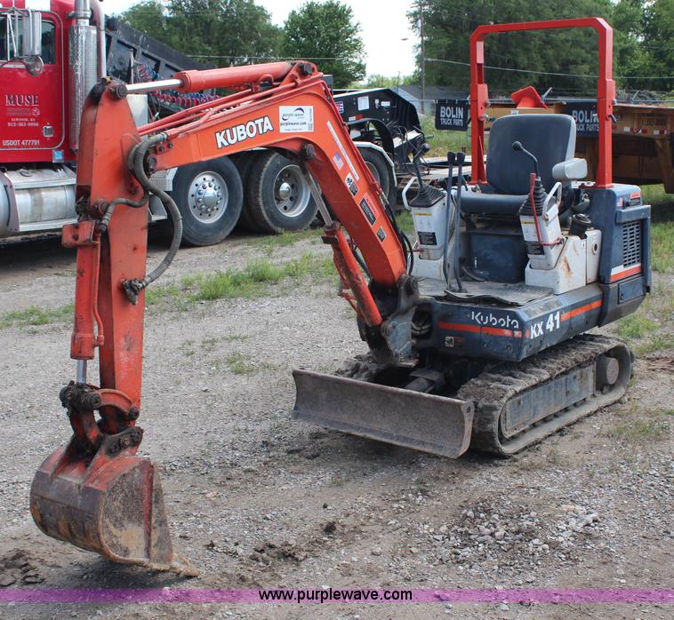 image for item G5166 1995 Kubota KX41 mini excavator