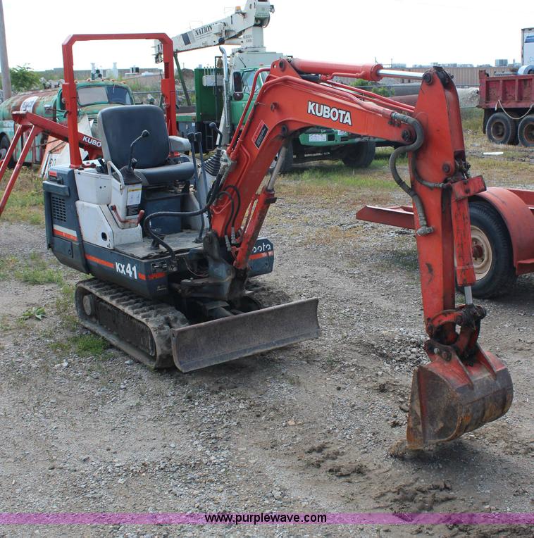 image for item G5166 1995 Kubota KX41 mini excavator