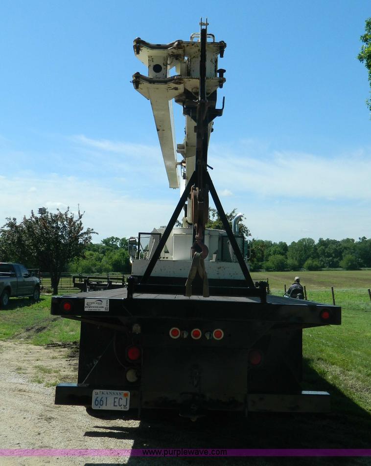 image for item G7876 1988 Ford L9000 AeroMax boom truck