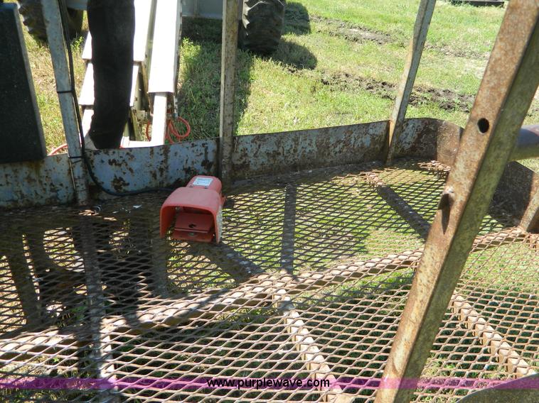 image for item G7877 1997 Terex TB60 telehandler