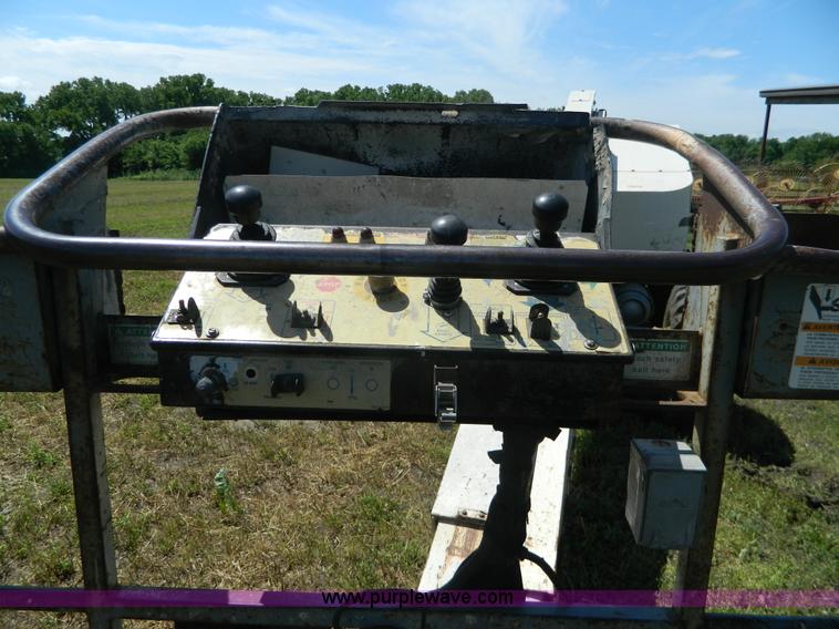 image for item G7877 1997 Terex TB60 telehandler