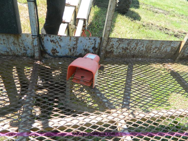 image for item G7877 1997 Terex TB60 telehandler