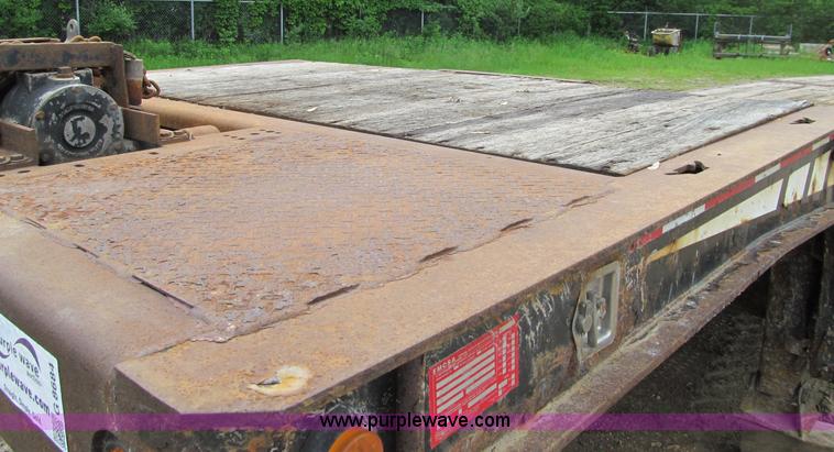 image for item G8684 2006 Landoll 930B trailer