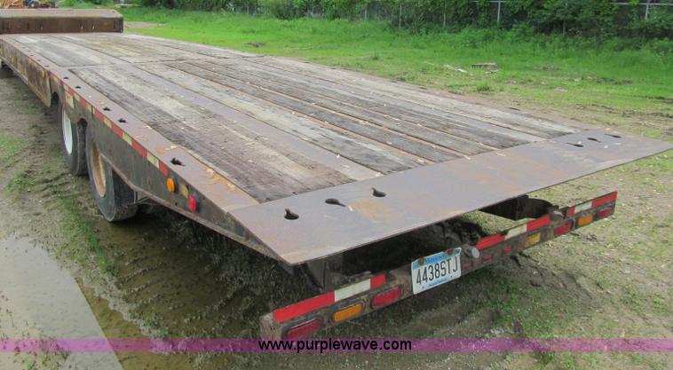 image for item G8684 2006 Landoll 930B trailer