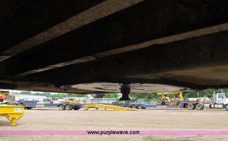 image for item G8684 2006 Landoll 930B trailer