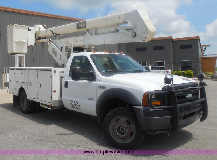 image for item H3116 2007 Ford F550 XL Super Duty service truck