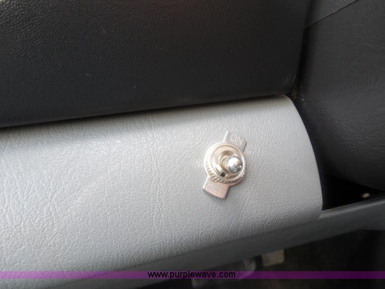 image for item H3116 2007 Ford F550 XL Super Duty service truck