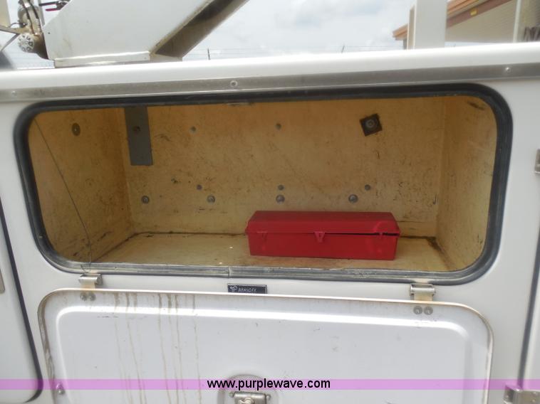 image for item H3116 2007 Ford F550 XL Super Duty service truck