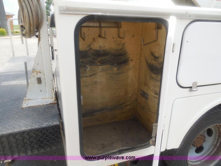 image for item H3116 2007 Ford F550 XL Super Duty service truck