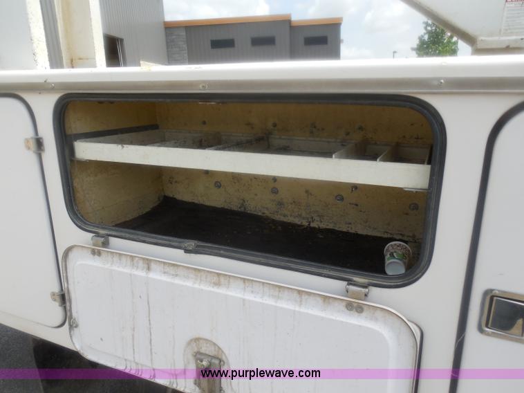 image for item H3116 2007 Ford F550 XL Super Duty service truck