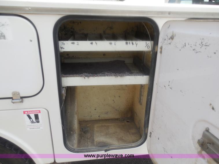 image for item H3116 2007 Ford F550 XL Super Duty service truck