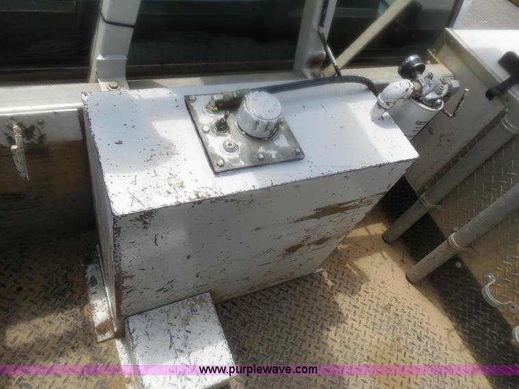 image for item H3116 2007 Ford F550 XL Super Duty service truck