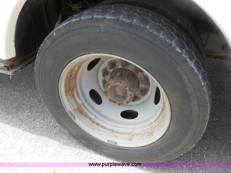 image for item H3116 2007 Ford F550 XL Super Duty service truck