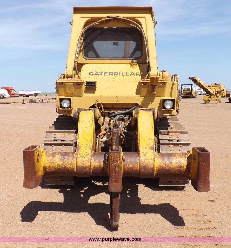 image for item H7107 1978 Caterpillar D7G dozer