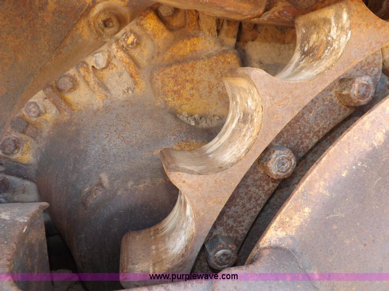 image for item H7107 1978 Caterpillar D7G dozer