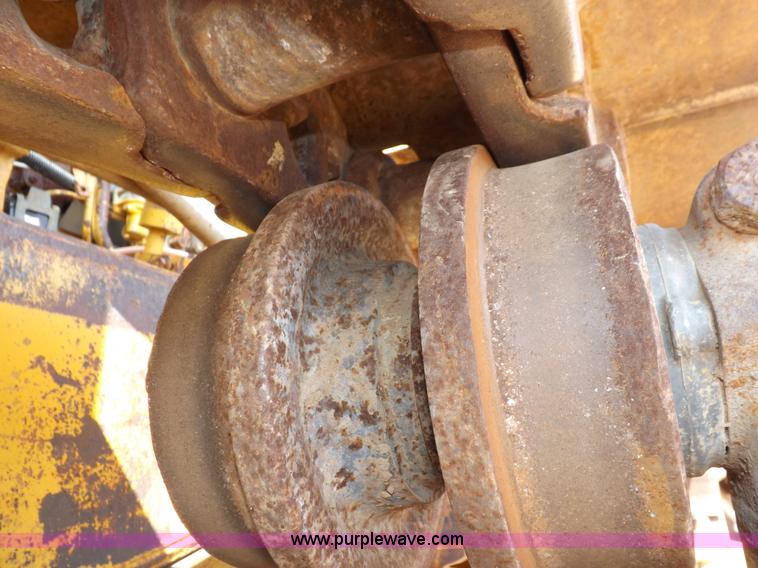 image for item H7107 1978 Caterpillar D7G dozer