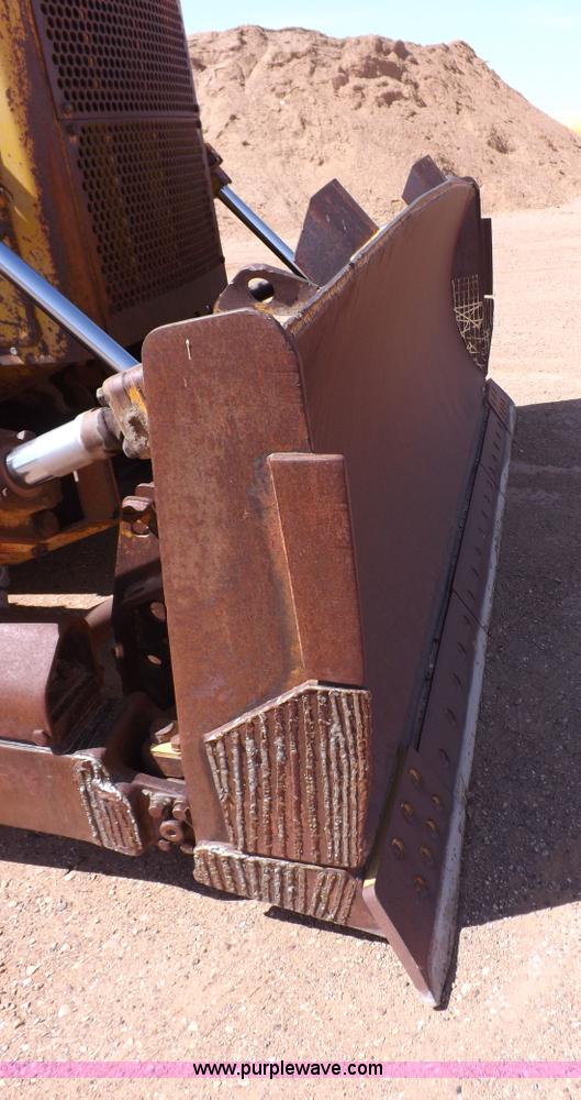 image for item H7107 1978 Caterpillar D7G dozer
