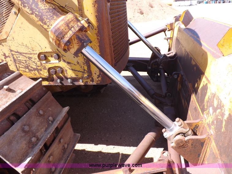 image for item H7107 1978 Caterpillar D7G dozer