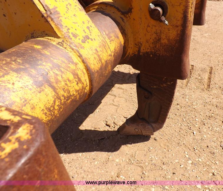image for item H7107 1978 Caterpillar D7G dozer