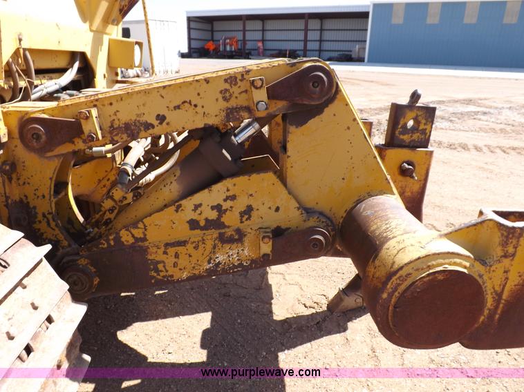 image for item H7107 1978 Caterpillar D7G dozer