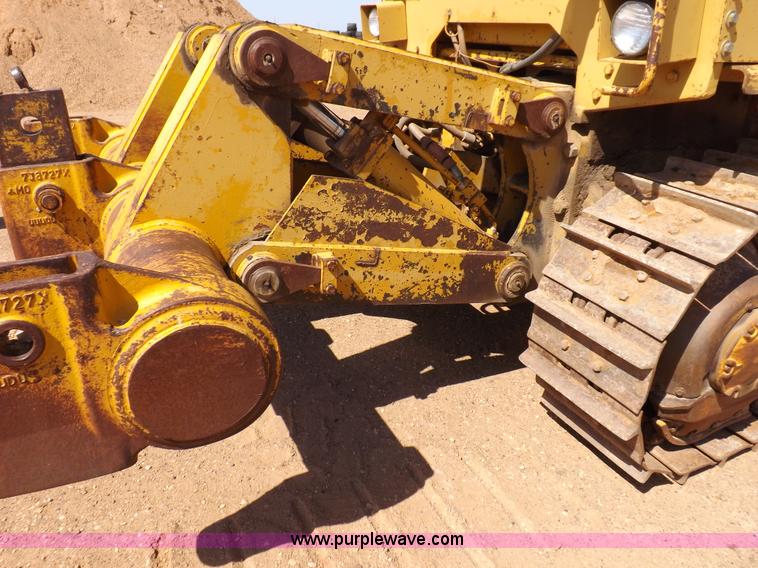 image for item H7107 1978 Caterpillar D7G dozer