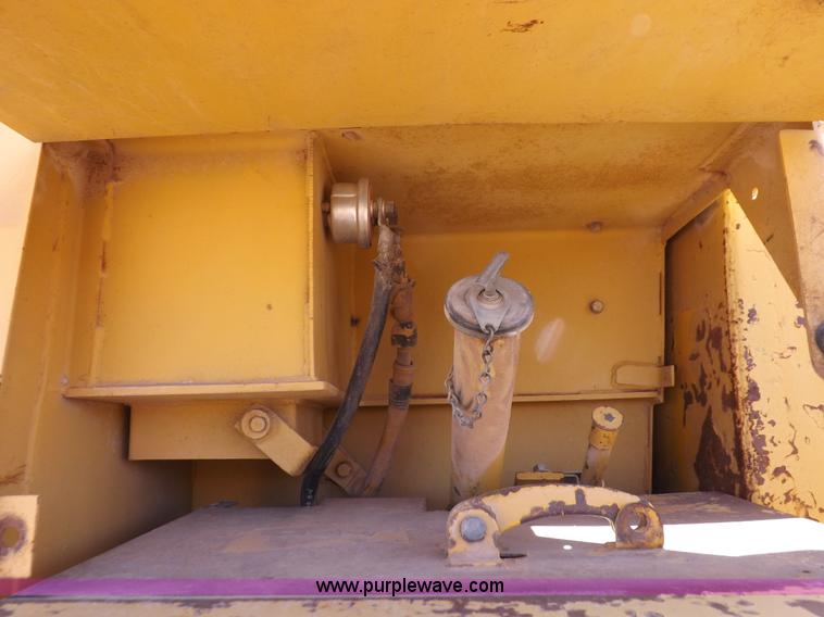 image for item H7107 1978 Caterpillar D7G dozer